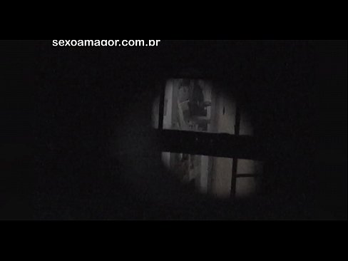 ❤️ Blondina este filmată în secret de un voyeur din cartier ascuns în spatele unor cărămizi goale at ro.pornmega.ru ️❤
